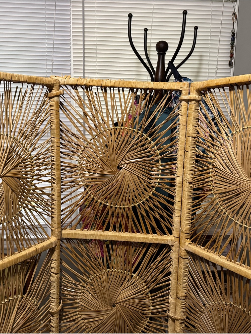 Vintage 1970s Boho Chic MCM Rattan Wicker Sunburst 3 Panel Room Divider - Picture 10 of 10